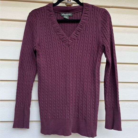 Eddie Bauer maroon knitted v-neck, long-sleeved sweater, great condition, Med - Picture 1 of 9